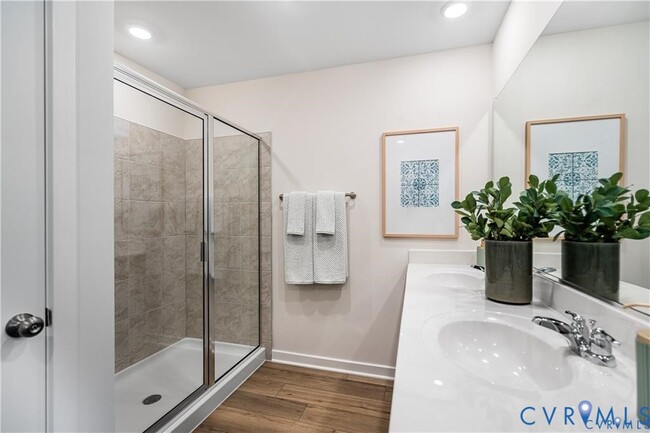 Building Photo - 8768 Pioneer Hl Dr