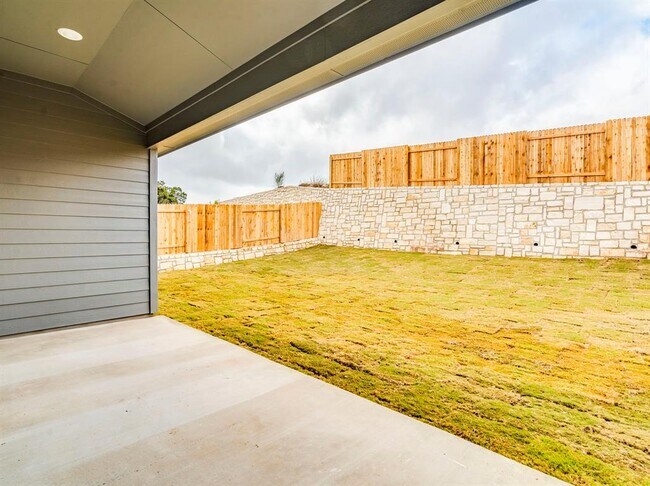 Building Photo - 227 Cathedral Mountain Dr