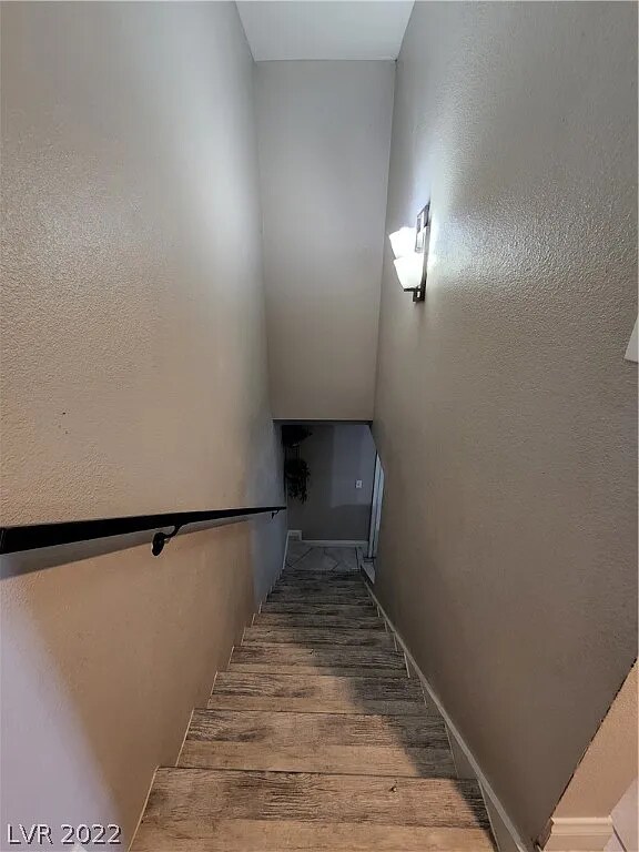 Building Photo - 3671 Villa Knolls E Dr