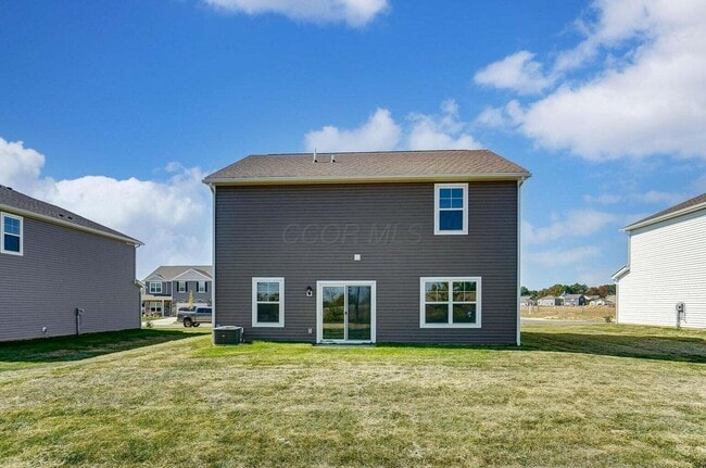 Building Photo - 852 Sunny Vale Dr