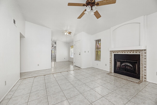 Building Photo - 5230 W Wood Owl Dr