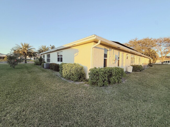 Building Photo - 5301 Lakefront Blvd