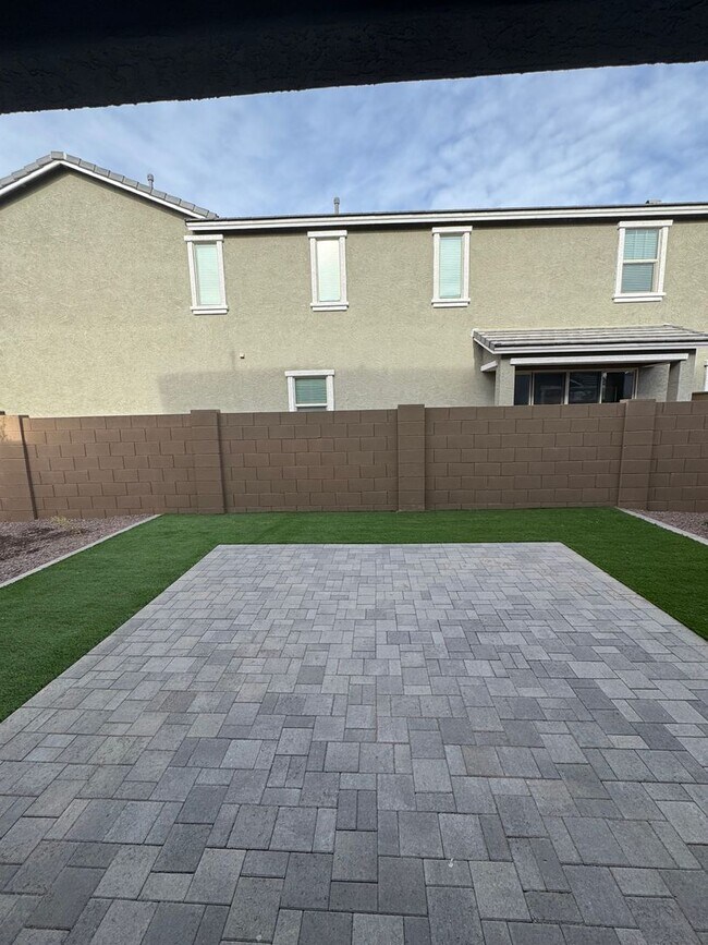 Building Photo - BRAND NEW HOME IN UNION PARK IN PHOENIX