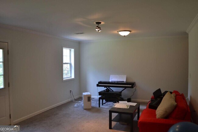 Building Photo - 1620 Grand Jct