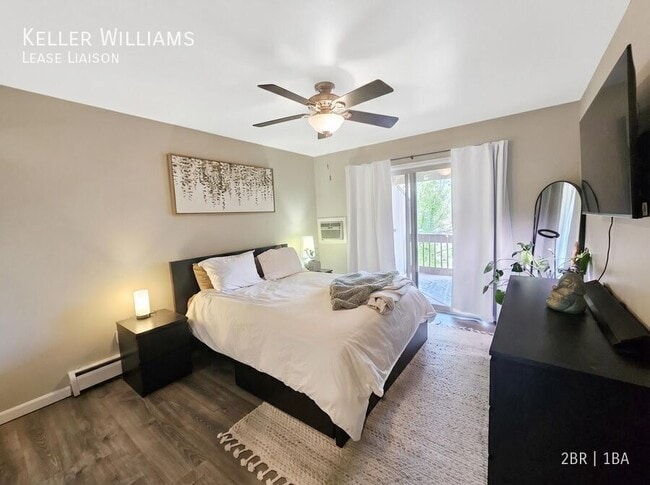 Building Photo - 4205 N Carefree Cir