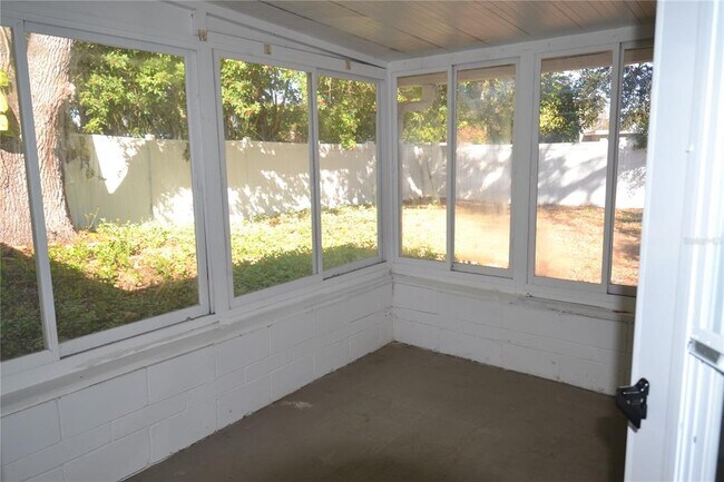 Building Photo - 11465 92nd St N