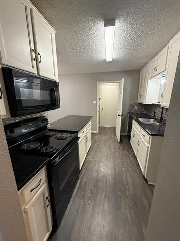 Building Photo - 401 Linda St