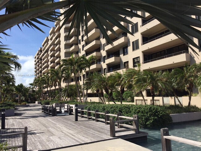 Building Photo - 251 Crandon Blvd