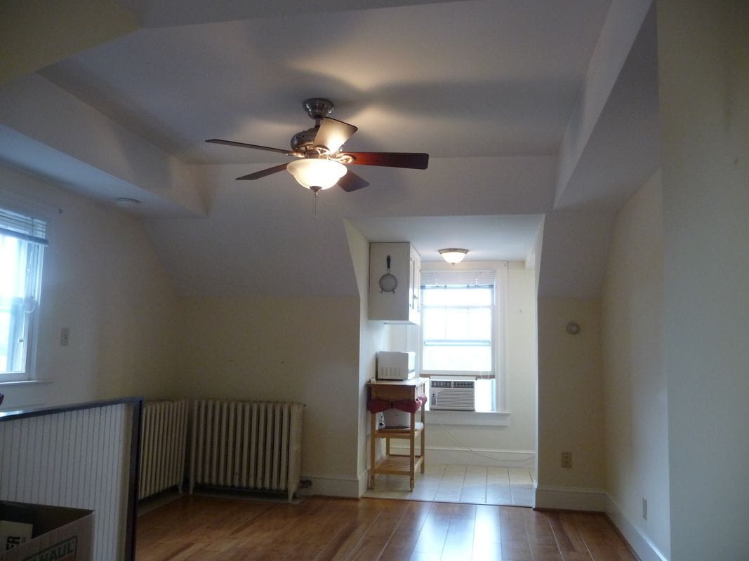 Building Photo - 1311 Sunken Rd