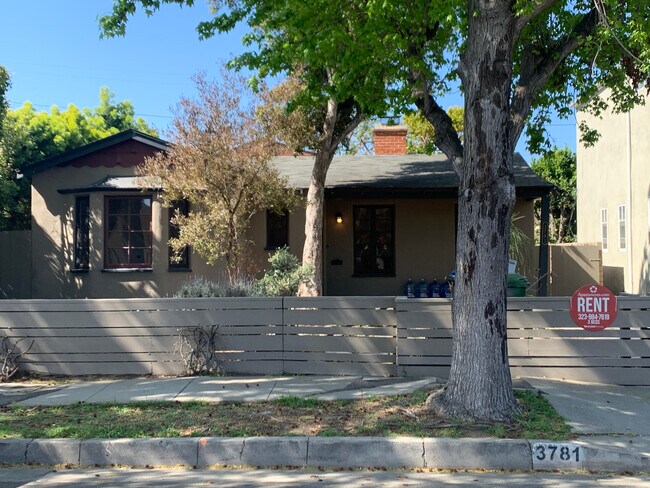 Building Photo - 3781 Greenwood Ave