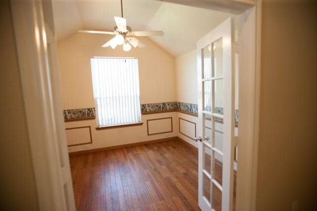 Building Photo - 2725 Sunlight Dr