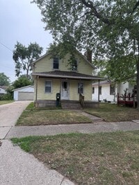Building Photo - 4529 Walton Ave