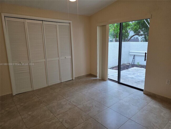 Building Photo - 6945 SW 111th Ct