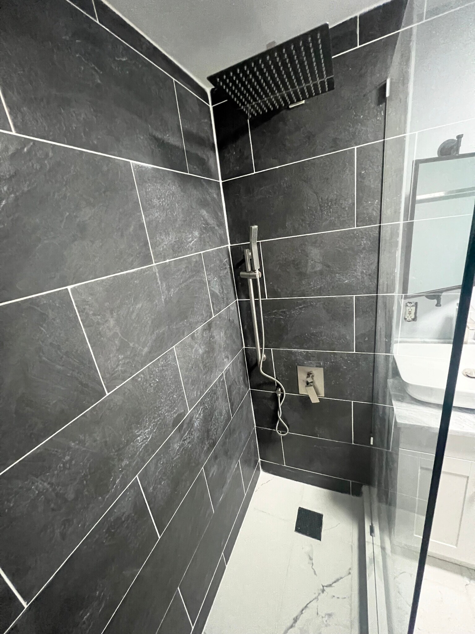 Shower - 19 Parkview Ter