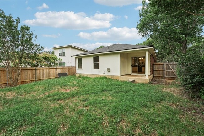 Building Photo - 11201 Canterbury Tales Ln