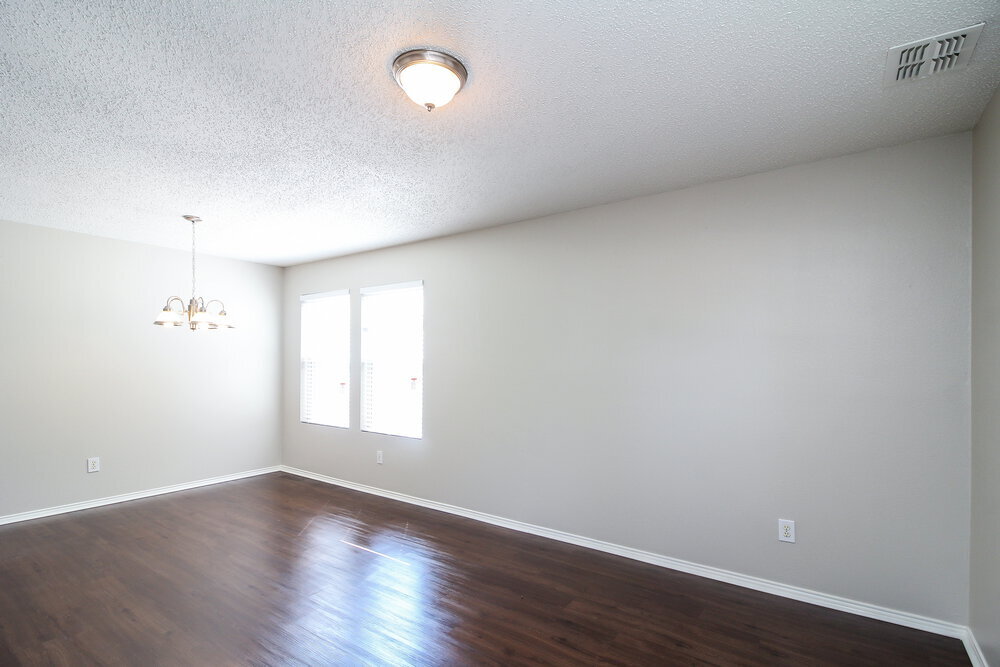 Building Photo - 8737 Hunters Point Way