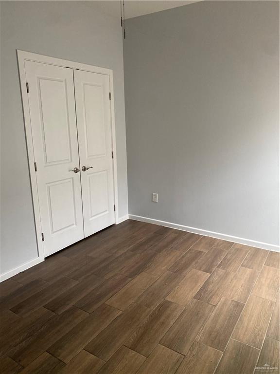 Building Photo - 11 Luz Divina St