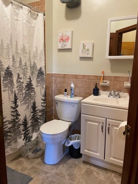 Building Photo - 219 Park Dr