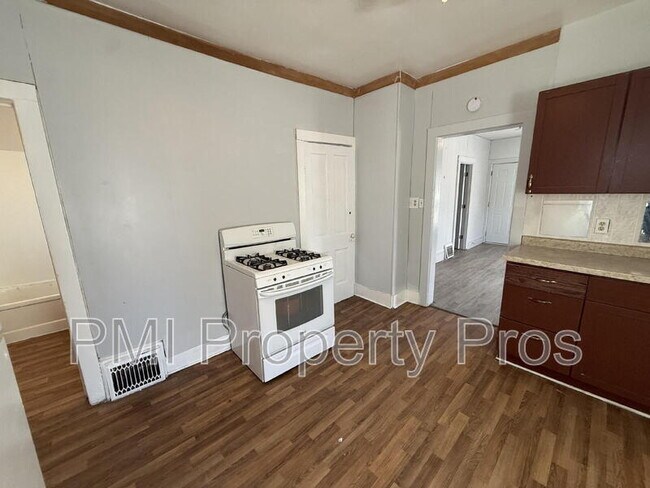 Building Photo - 2439 Dr. William Finlayson St