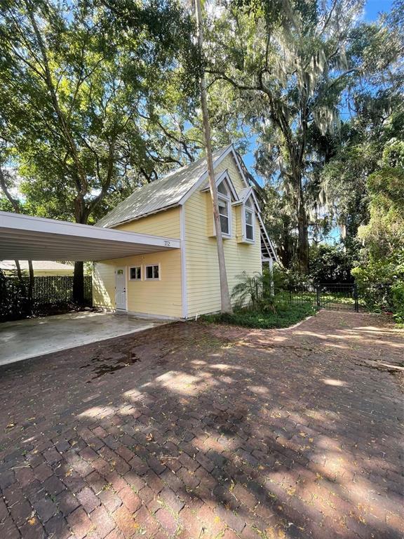 Building Photo - 752 N Westmoreland Dr