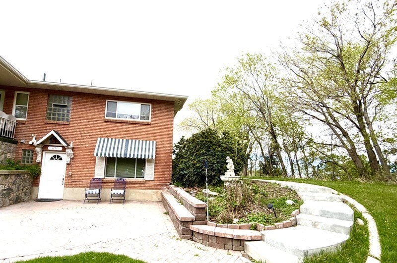 Building Photo - 1177 E 500 N