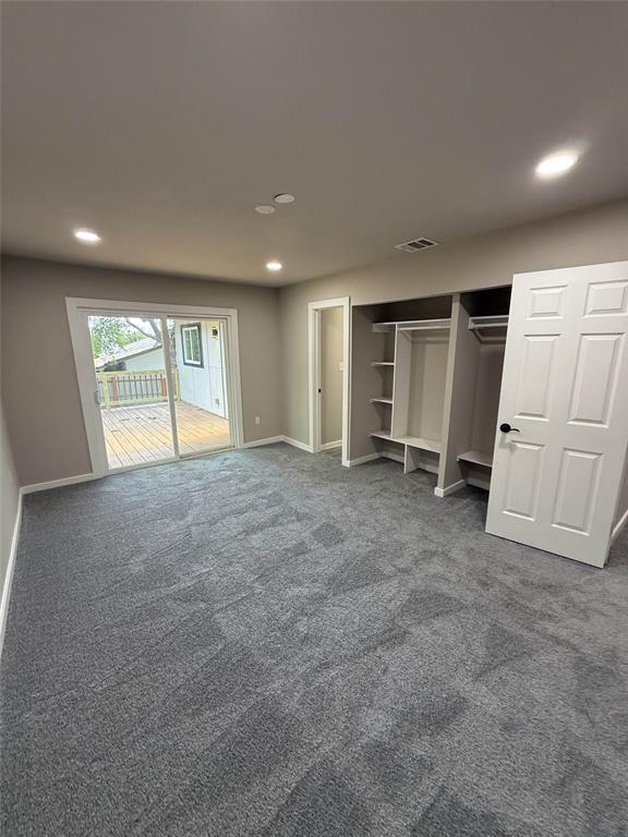 Building Photo - 7207 E Meadow Bend Dr