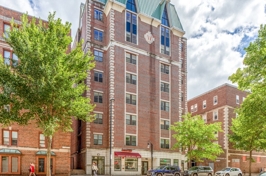 Primary Photo - Collegiate Campus Student Apartments