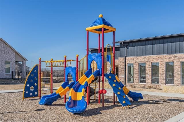 Building Photo - 736 Thorn Crk Dr