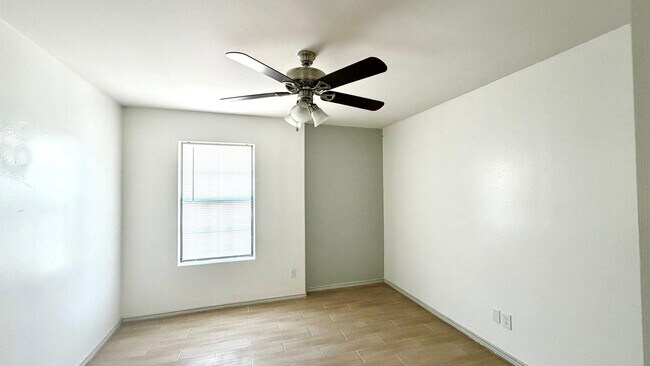 Building Photo - 7610 Rocio Dr