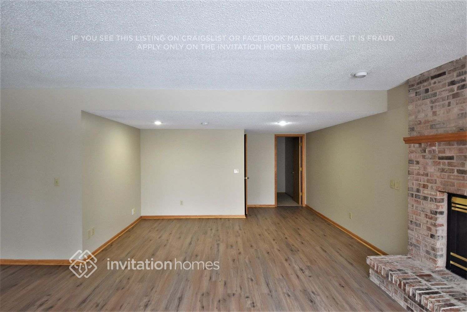 Building Photo - 21020 Floral Bay Dr N