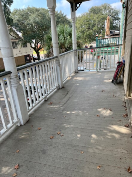 Building Photo - 316 W Duffy St