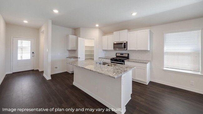 Building Photo - 3831 Turnpike Dr