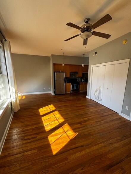 Building Photo - 680 Greenwood Ave NE