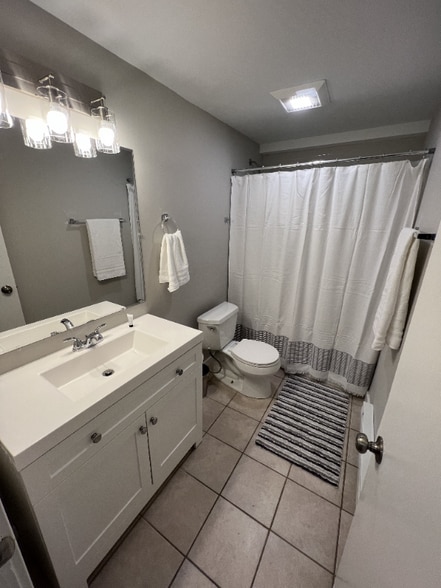 Building Photo - 800 S 4th St