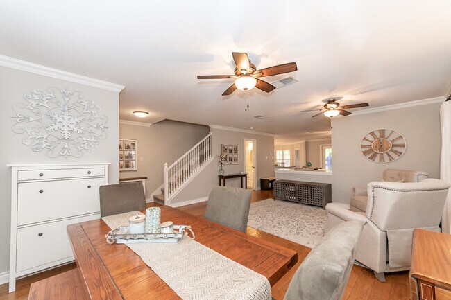 Building Photo - 2961 White Pine Dr