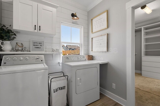 Building Photo - 213 Winchester St