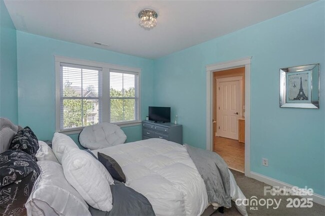 Building Photo - 188 Water Oak Dr