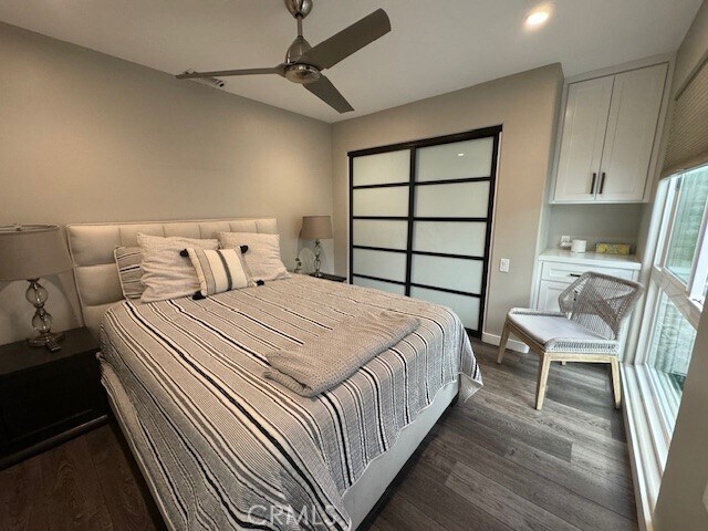 Building Photo - 406 Avenida Castilla