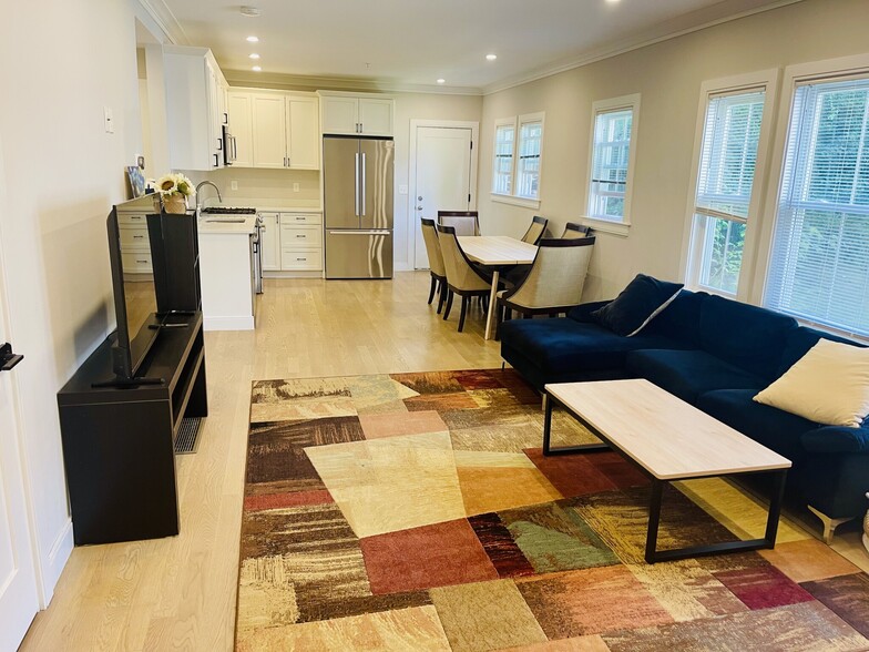 Building Photo - 41 Ridgemont St