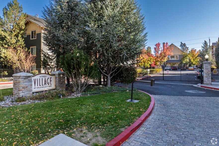 Building Photo - 1450 Idlewild Dr