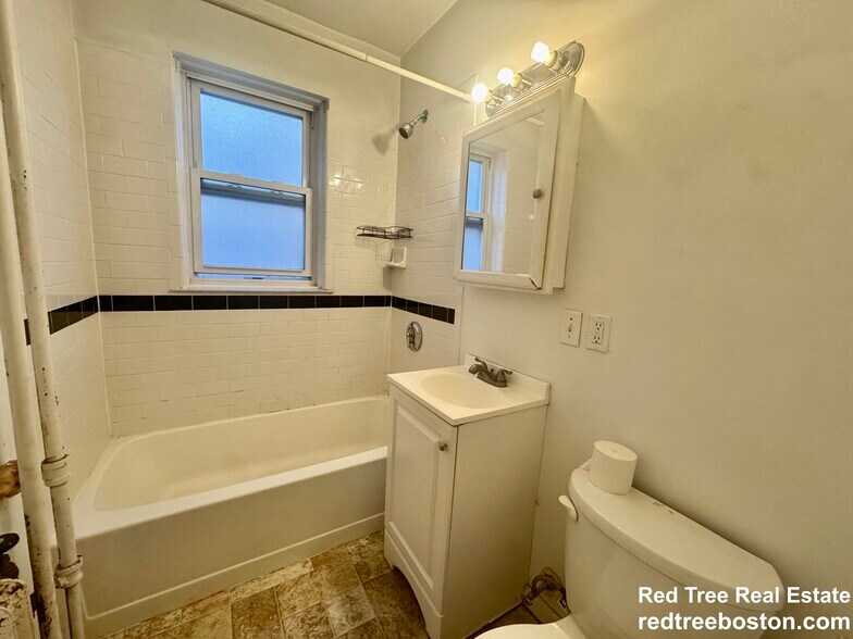 Building Photo - 1615 Commonwealth Ave