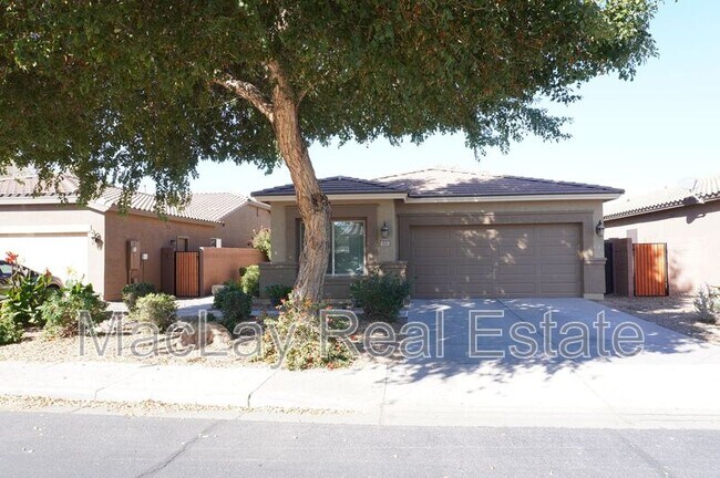 Building Photo - 826 W Harvest Rd