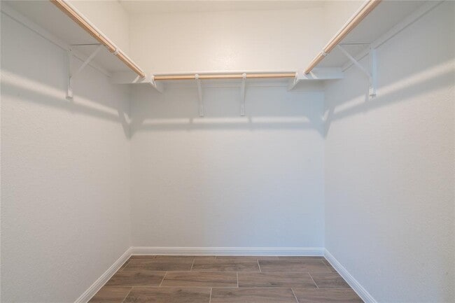 Building Photo - 113 Caterpillar Ln