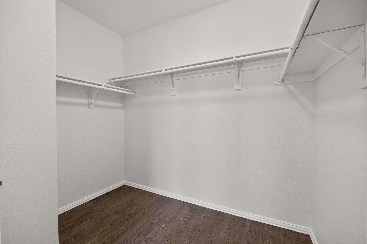 Building Photo - 1521 Stanford Dr