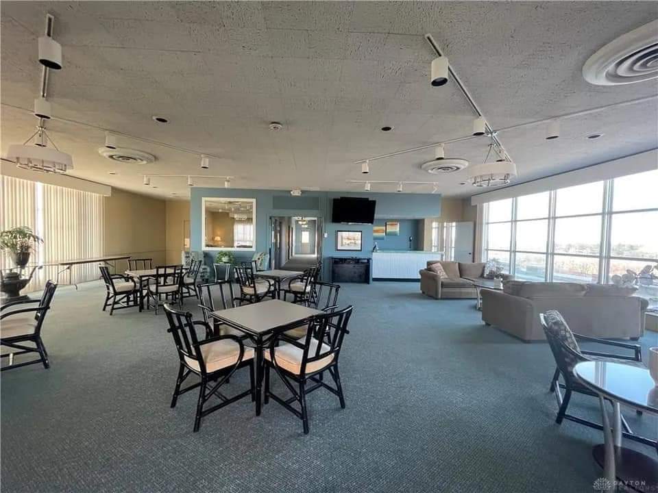 Building Photo - 2230 S Patterson Blvd