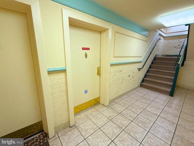 Building Photo - 7716 Hanover Pkwy