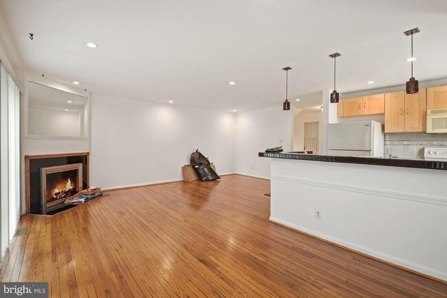 Building Photo - 10400 Parthenon Ct
