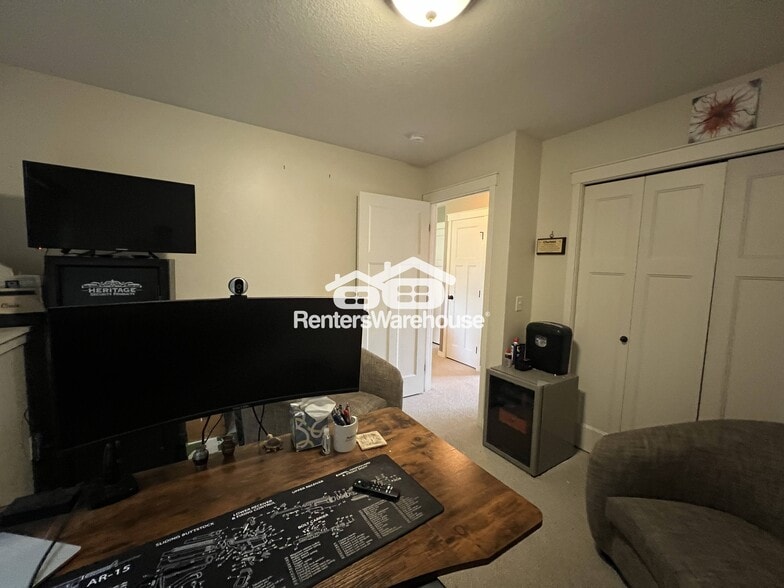 Building Photo - 1236 1st St