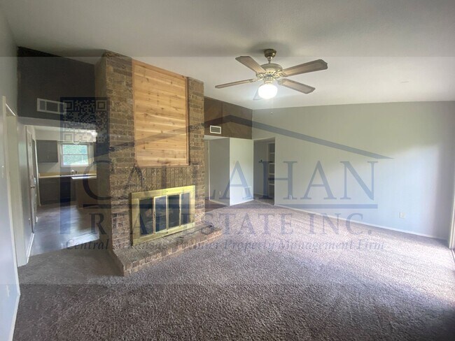 Building Photo - NLR 3 Bedroom Home