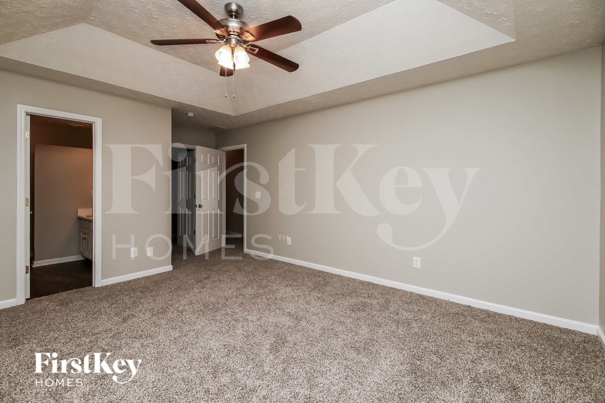 Building Photo - 655 Pebble Blvd